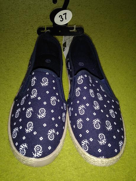 Plátenky č. 37, 37