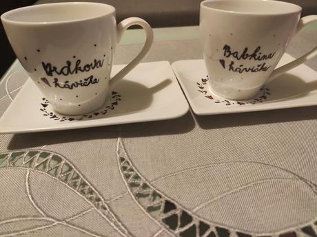 Šálky ručne maľované, 