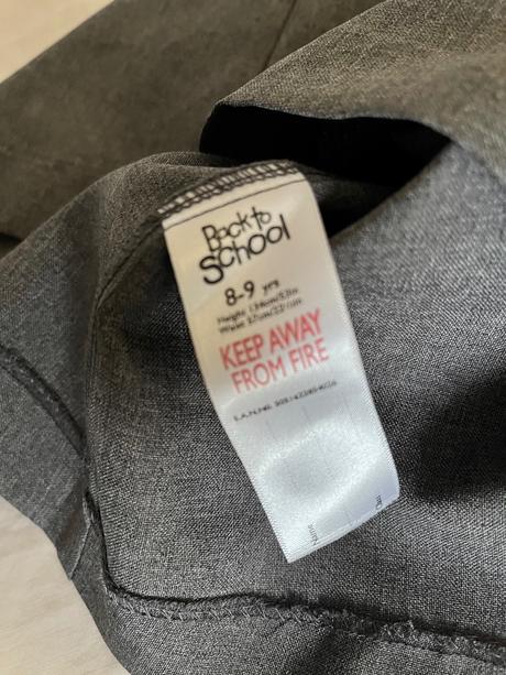 Sivá úzka sukňa vel.134, 134