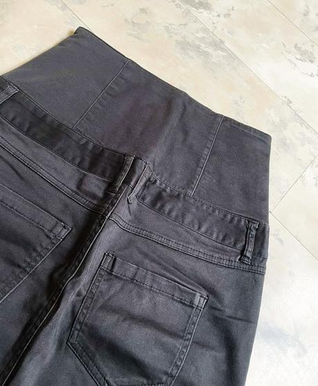 Zaujímavá sukňa, vero moda,34