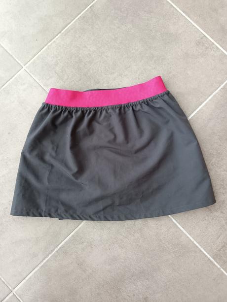 Kraťasová sukňa, decathlon,122