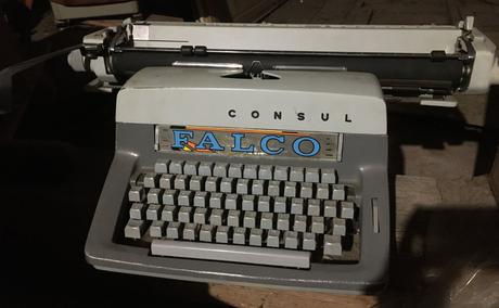 Pisaci stroj consul, 