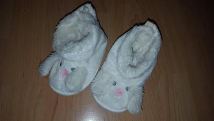 Teple kozusinkove capacky, 19