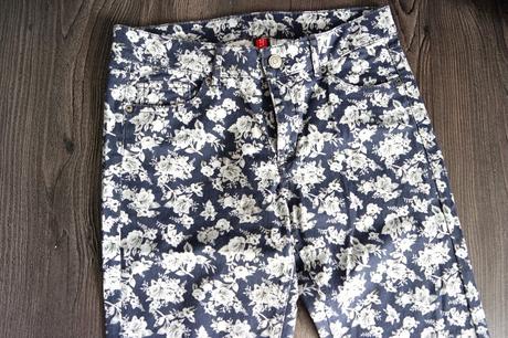 H&m kvietkované nohavice, v. 38, h&m,38