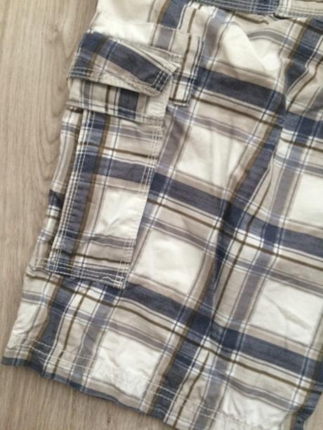 Šortky 3/4,vel.31, reserved,30