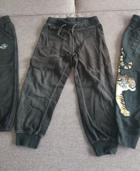Čierne tepláky 104 3ks, h&m,104