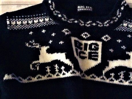 Alpský  vlnený teplý pulóver, l