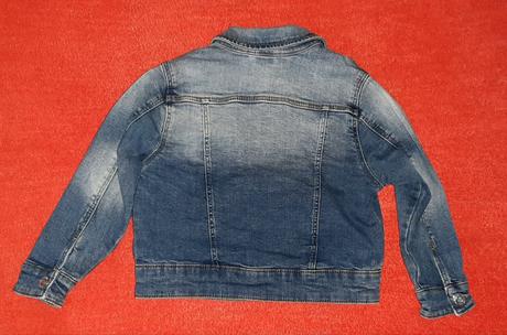 Riflový kabátik, 104