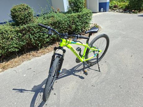 Bicykel zn. b twin, 28