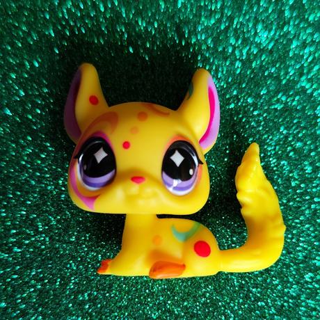 Lps littlest pet shop,