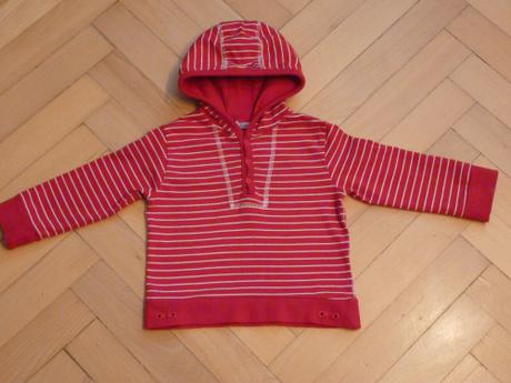 Pekná mikina s kapuckou - f&f, tesco,86