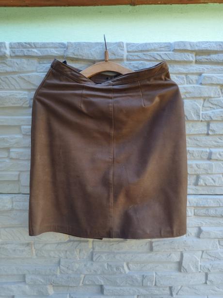 Sukňový kostým koža, l