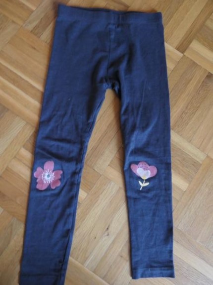 23 kusov krasne dievcenske kvalitne oblecko 3/4r., 104–116