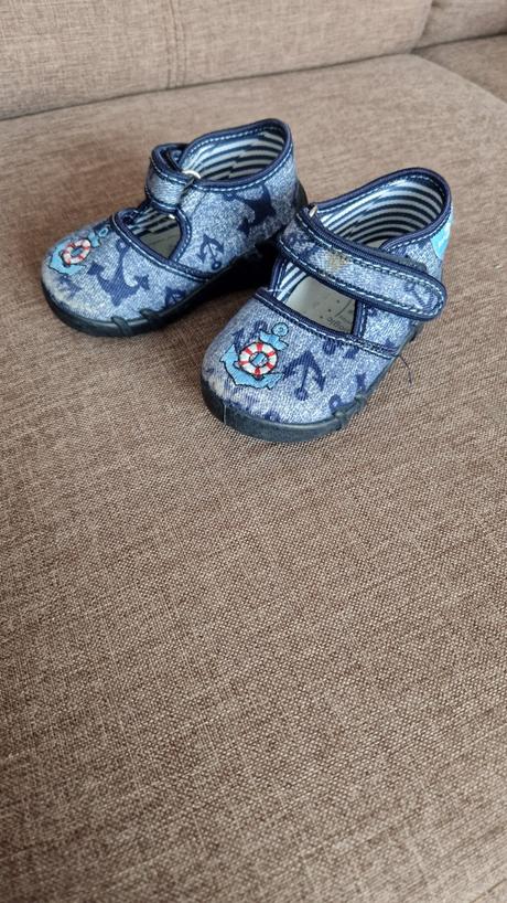 Papučky, ren but,20
