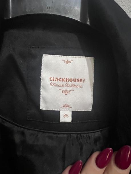 Trenčkot, clockhouse,36