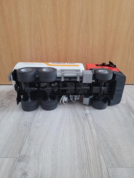 Bruder veľká cisterna,