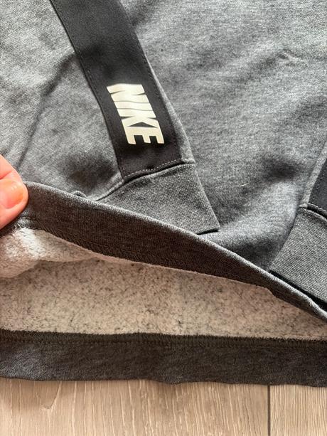 Predám nike mikinu, nike,164
