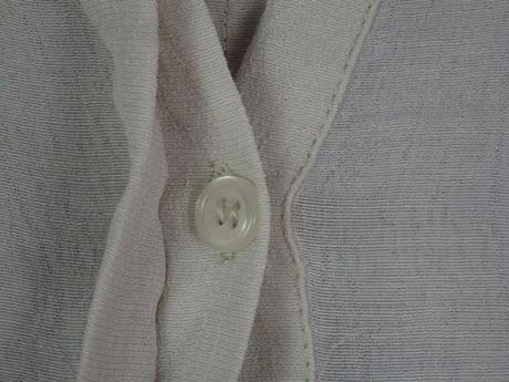 Kvalitná béžová blúzka, s