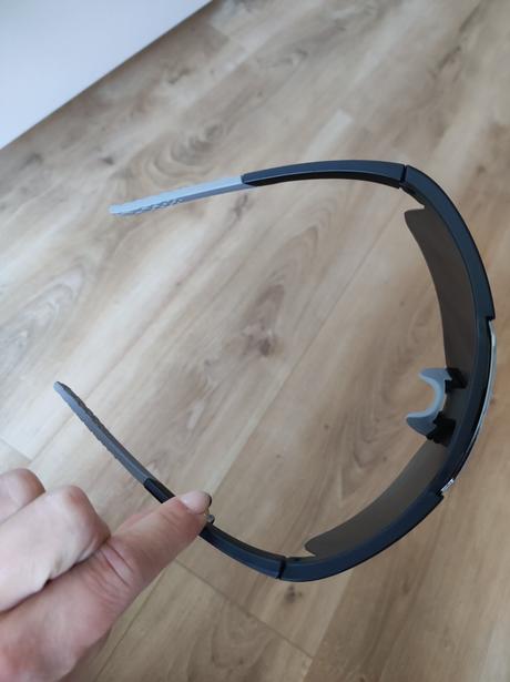 Športové slnečné okuliare - zrkadlové šošovky,