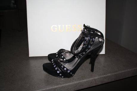 Guess sandalky, guess,39