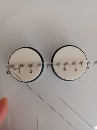 Biele akrylové plugy 30mm, 