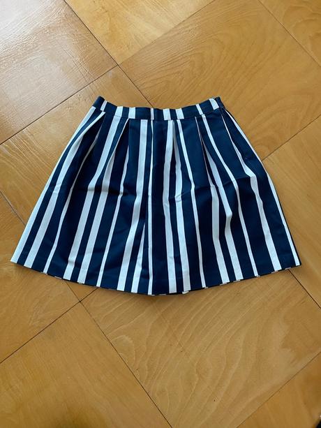 Sukna reserved, reserved,xs