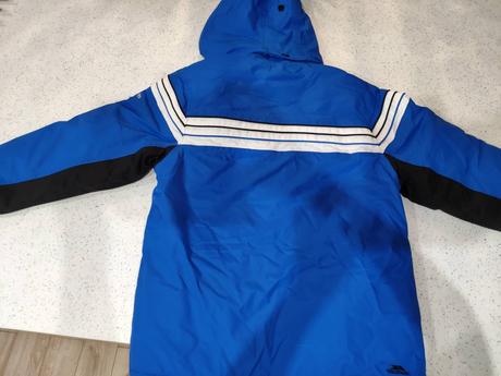 Tresspass lyžiarska/snowboardova bunda, 140