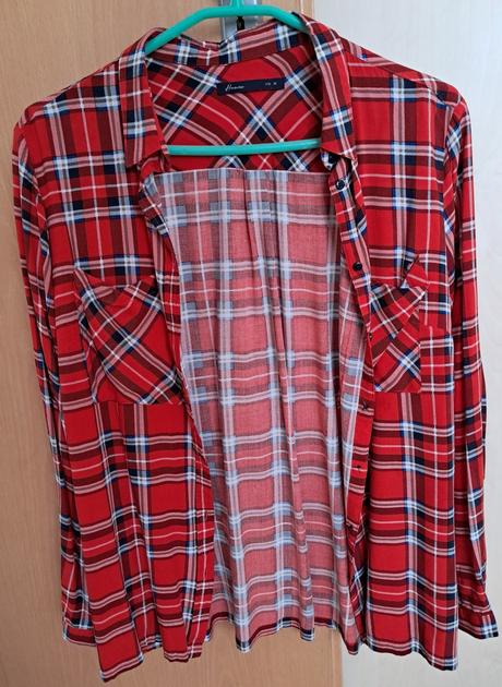 Cervena karovana kosela m, house,m