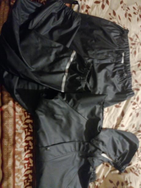 Nohavice a bunda dazda, name it,158