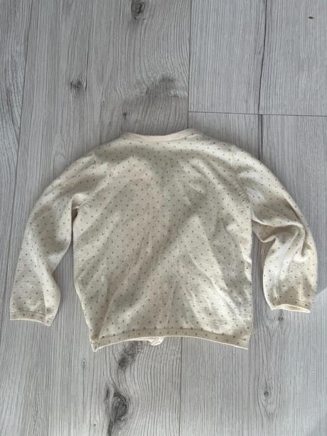 Béžový svetrík so striebornými bodkami, h&m,86