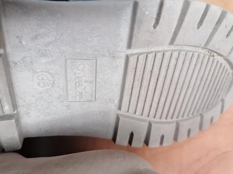 Čižmy dee zee 35, 35