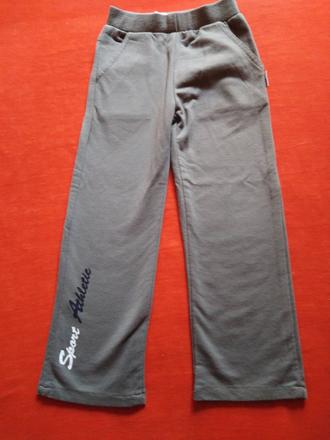 Tepláky na chudého chlapca, tulec trend,110