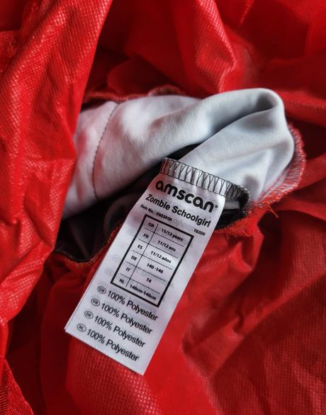 Halloween šaty zombie schoolgirl na 11-12 rokov, 