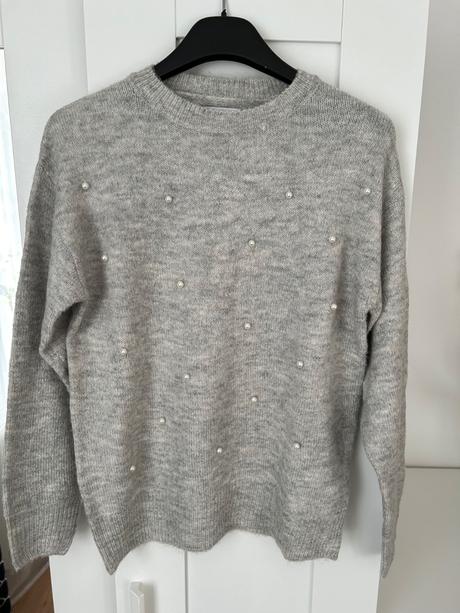 Sveter, reserved,152