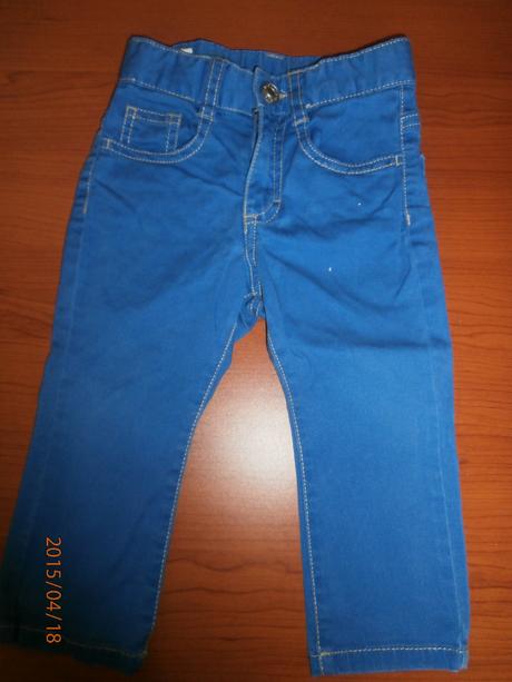 Nohavice a tričko, 80