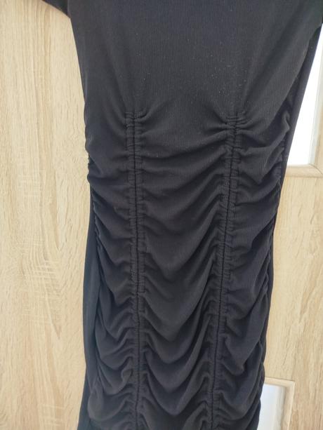 Vrubkovane šaty hm s, h&m,s