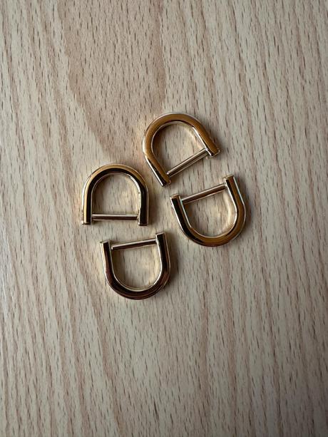 Krúžky v tvare podkovy na kabelku, 