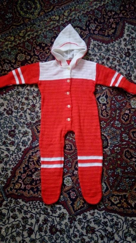 Pletený tenší overal, 80