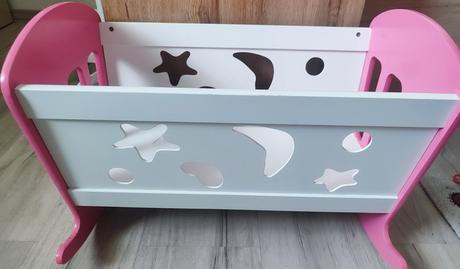 Kolíska pre bábiky, 