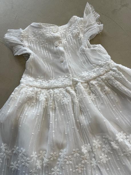 Slavnostné biele šaty a 2 čelenky, sinsay,74