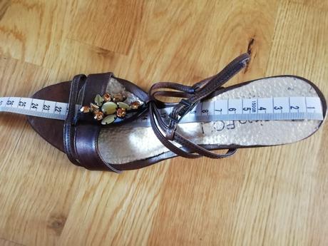 Sandálky massimo poli, 37