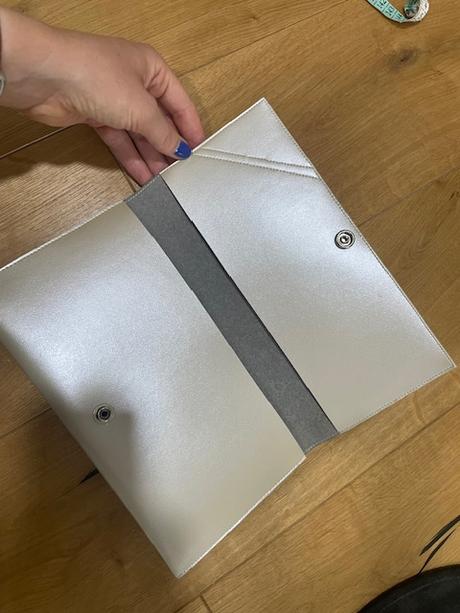 Elegantná plesová puzdrová kabelka, 