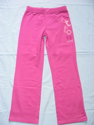 Dievčenské tepláky, 134