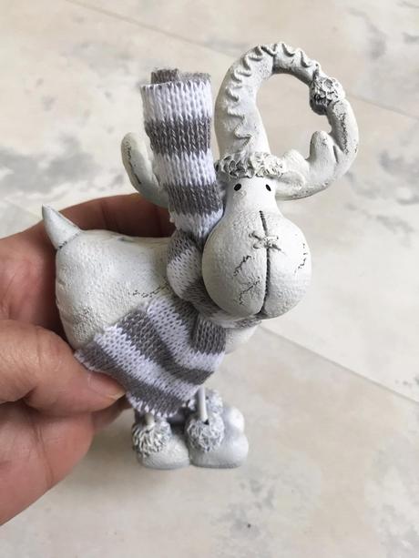 Dekorácia - vianočný sobík,