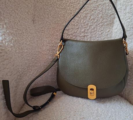 Kabelka coccinelle, coccinelle