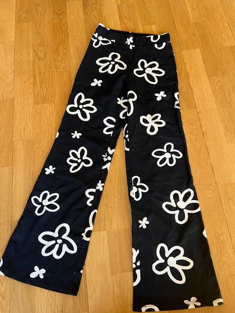 Elasticke nohavice, h&m,152