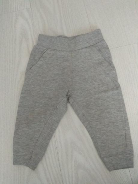 Šedé tepláky s poštovným, lupilu,74