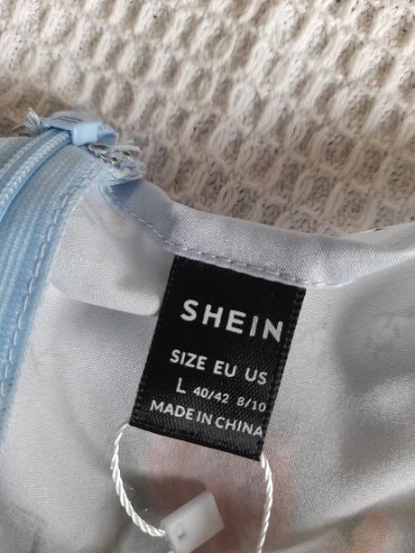 Bledomodre letne saty, l