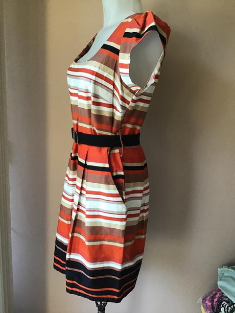 Krasne šaty 17, dorothy perkins,42