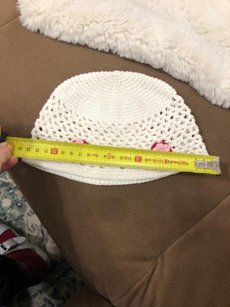 Ciapka s kvietkami, 110